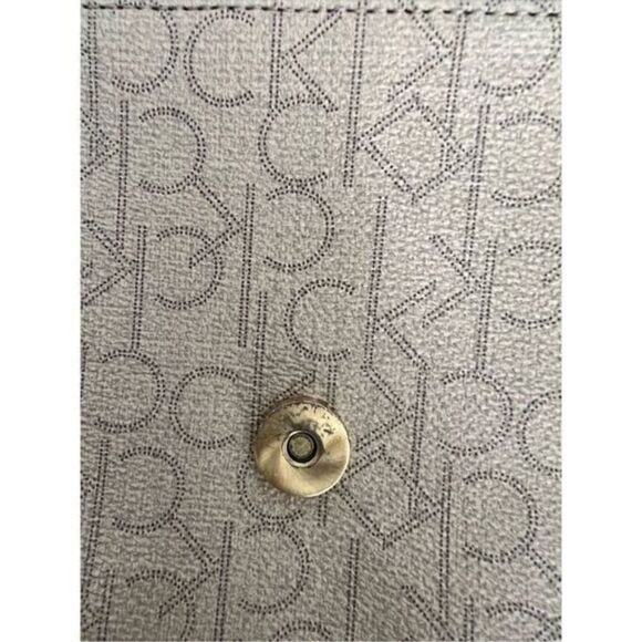 Calvin Klein mini Beige Logo HAND OR SHOULDER BAG - Picture 6 of 12